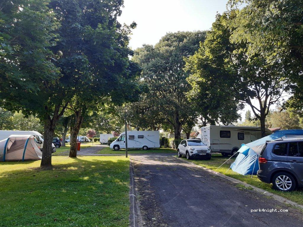 Aire Municipale - Saint-Dizant-du-Gua - Foto 6