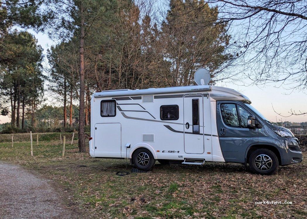 Aire de Camping-Cars municipal de Castets - Foto 3