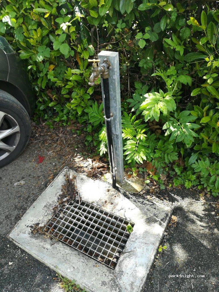 AREA CAMPER PUY L'EVEQUE - Foto 4