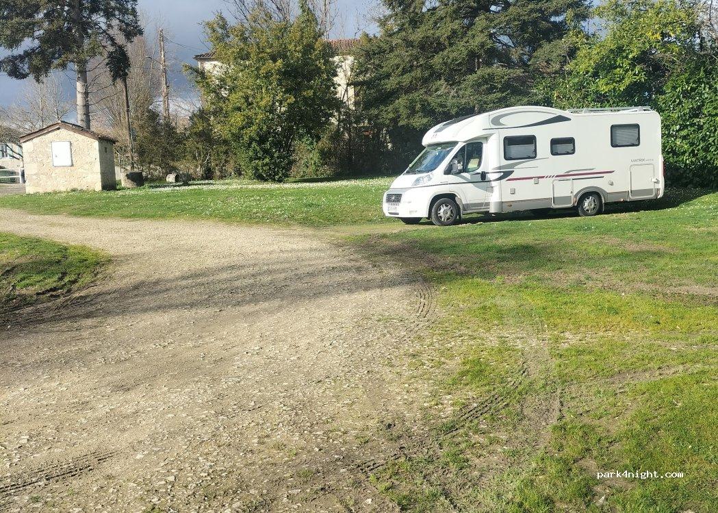 Aire Communale Camping Car - Foto 3