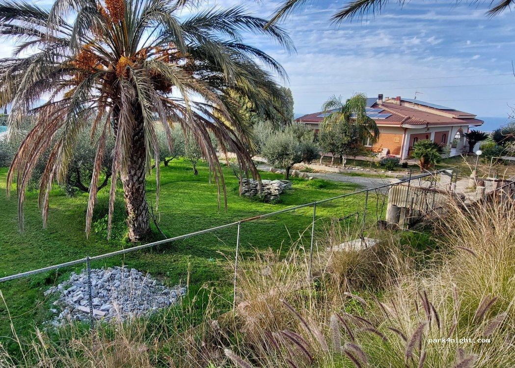 Area sosta Camper Petralia Parking - Foto 6