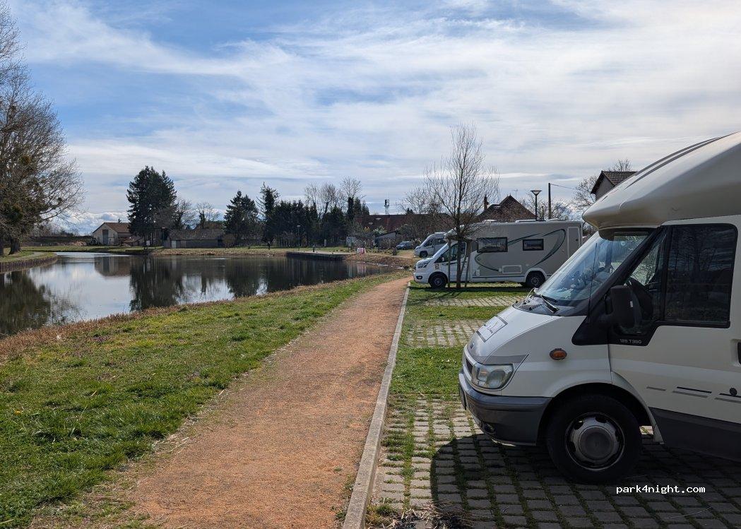Aire de Services Pour Camping-Car Molinet