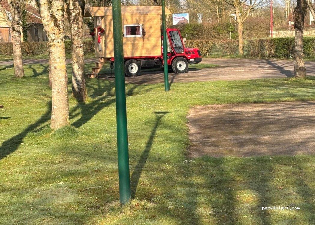 Aire naturelle de camping-cars - Foto 2