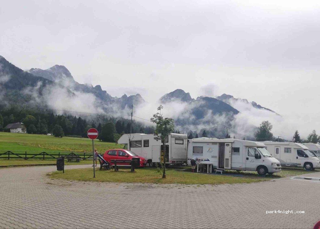 Area Attrezzata Fusine in Valromana - Foto 5