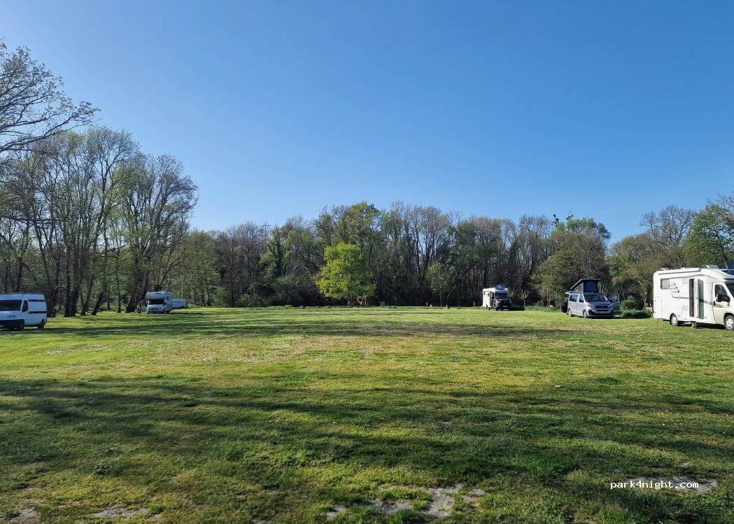 Aire Municipale - Saint-Dizant-du-Gua - Foto 3