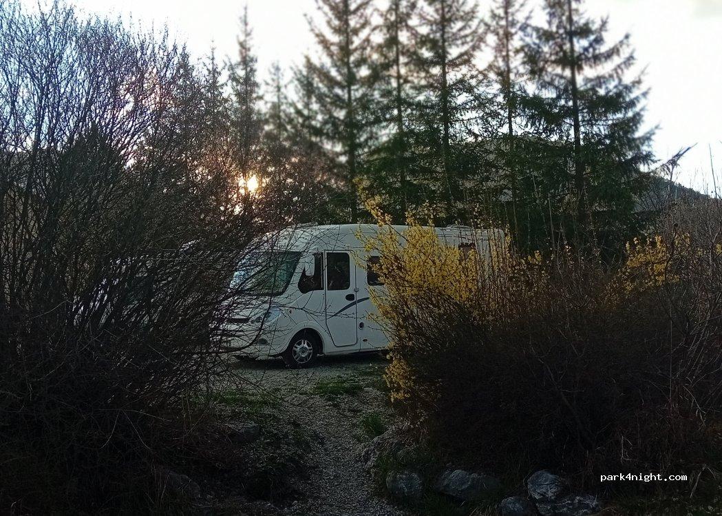 Aire camping-car Selonnet - Foto 6