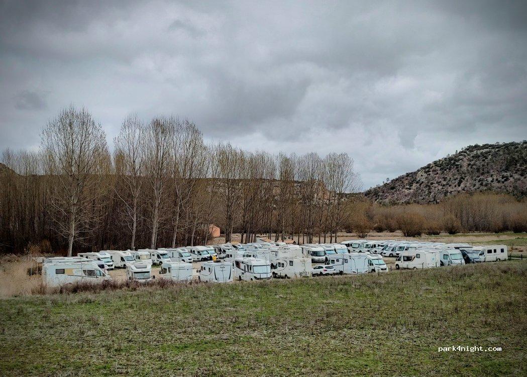 Área autocaravanas Calomarde