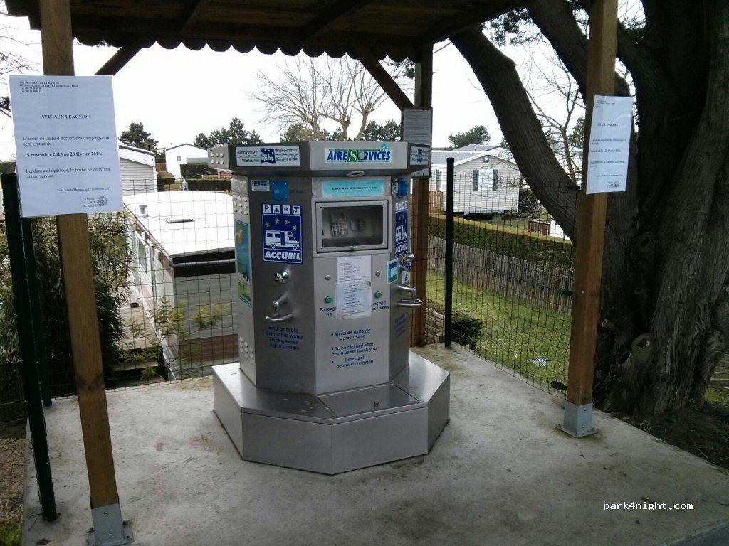 Aire privée pour camping-cars - Foto 7