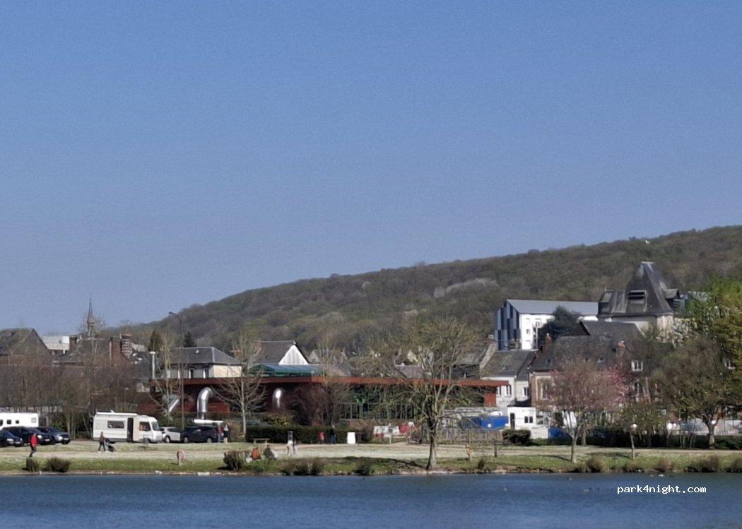 Aire de camping car MONTVILLE - Foto 2