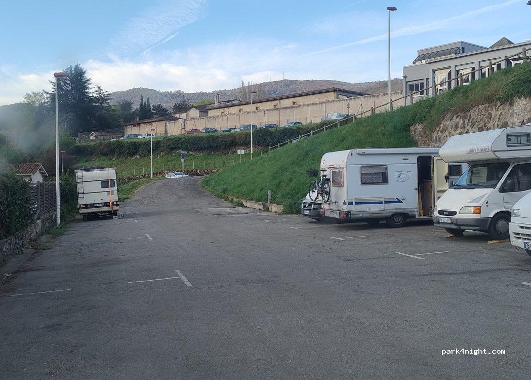 Aparcamiento para autocaravanas Foix - Foto 4