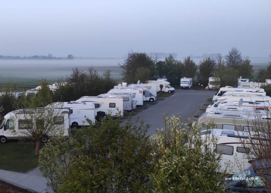 Camperplaats "Het Groene Hart"