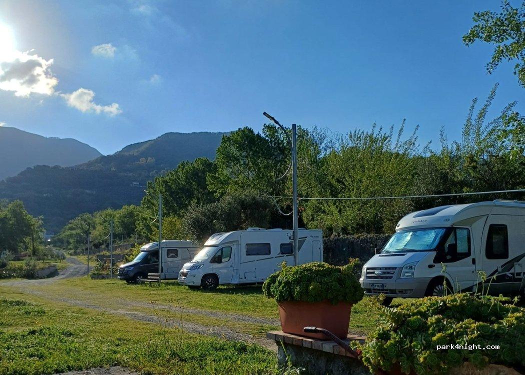 Area Sosta Camper Holiday TORREMEZZO - Foto 6