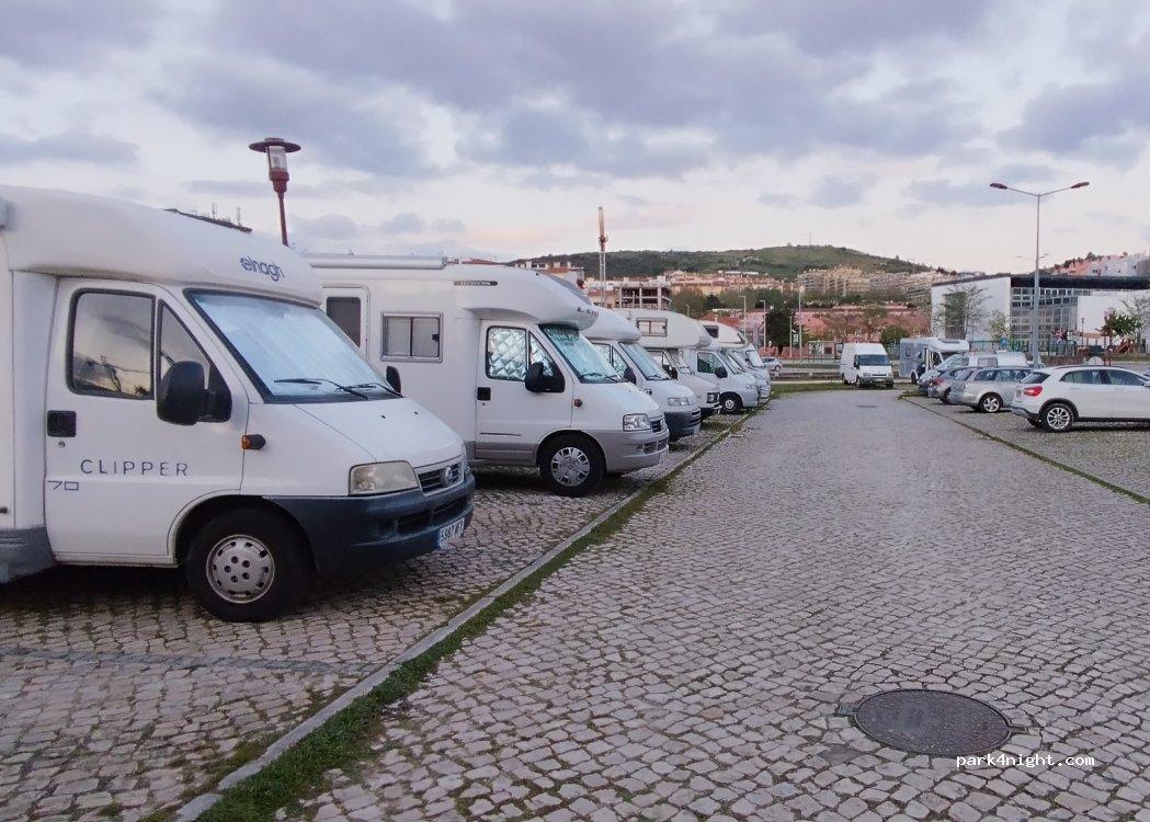 Área de Serviço para Autocaravanas - Foto 2