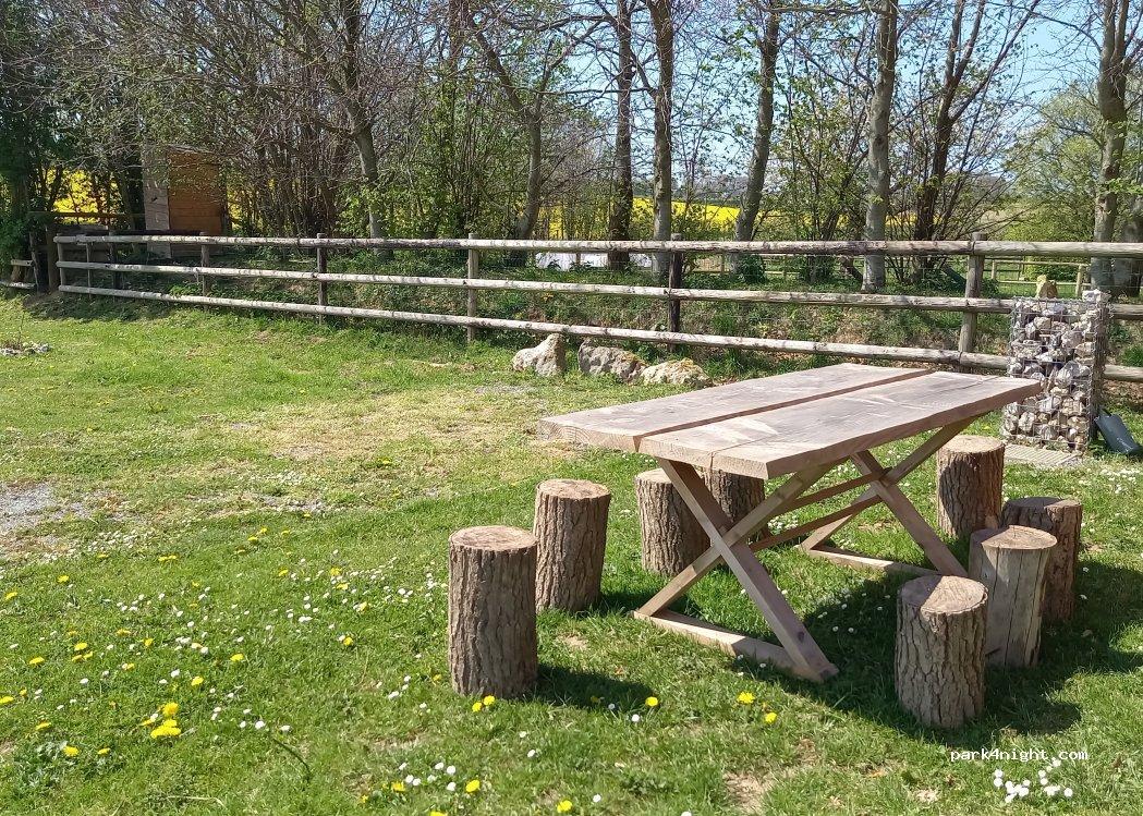 aire de stationnement camping cars 76430 Gommerville - Foto 4