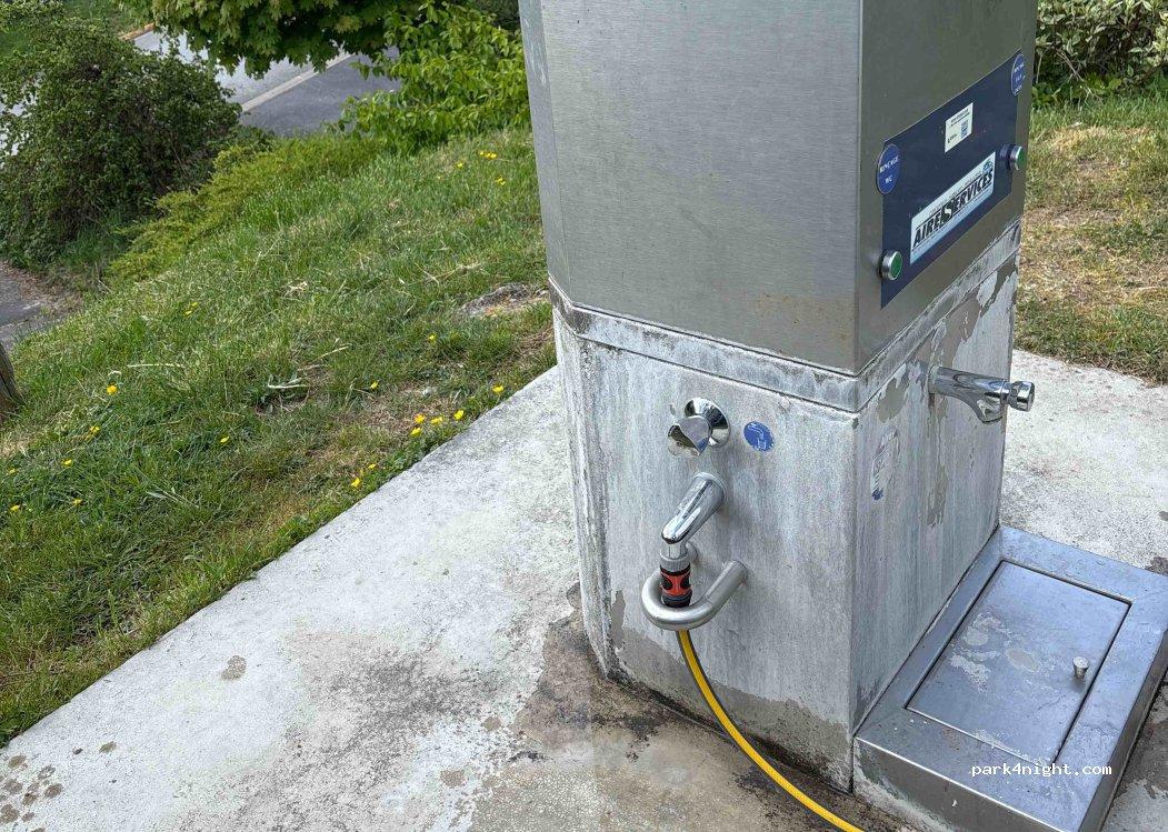 Aire de Camping-Car Trépail - Foto 2