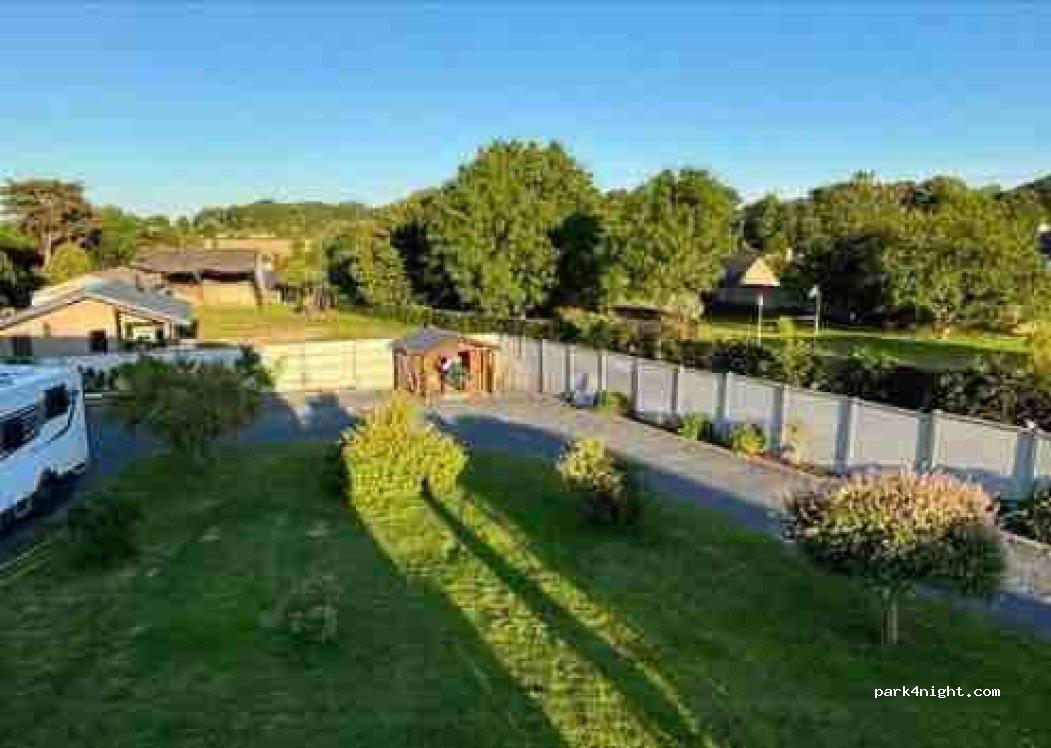 Aire de camping-car - Foto 2