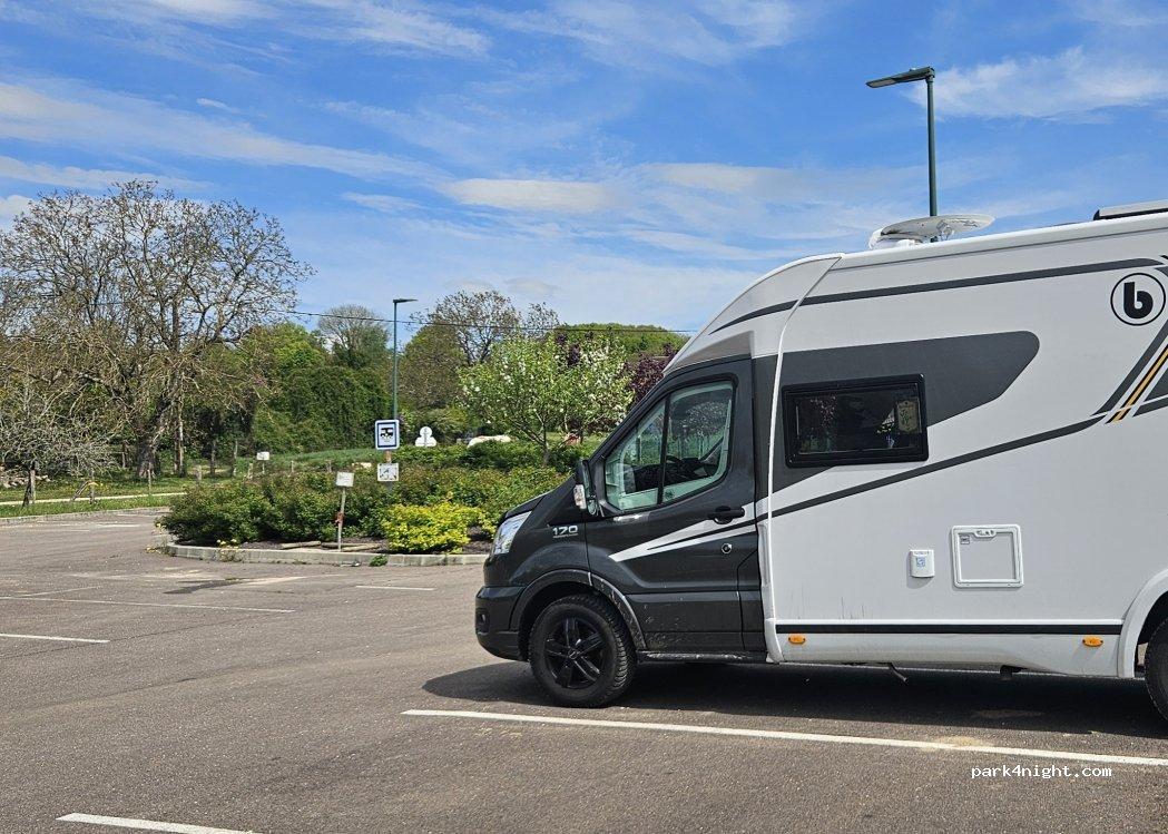 aire de services et stationnement camping cars 89210 Bellechaume