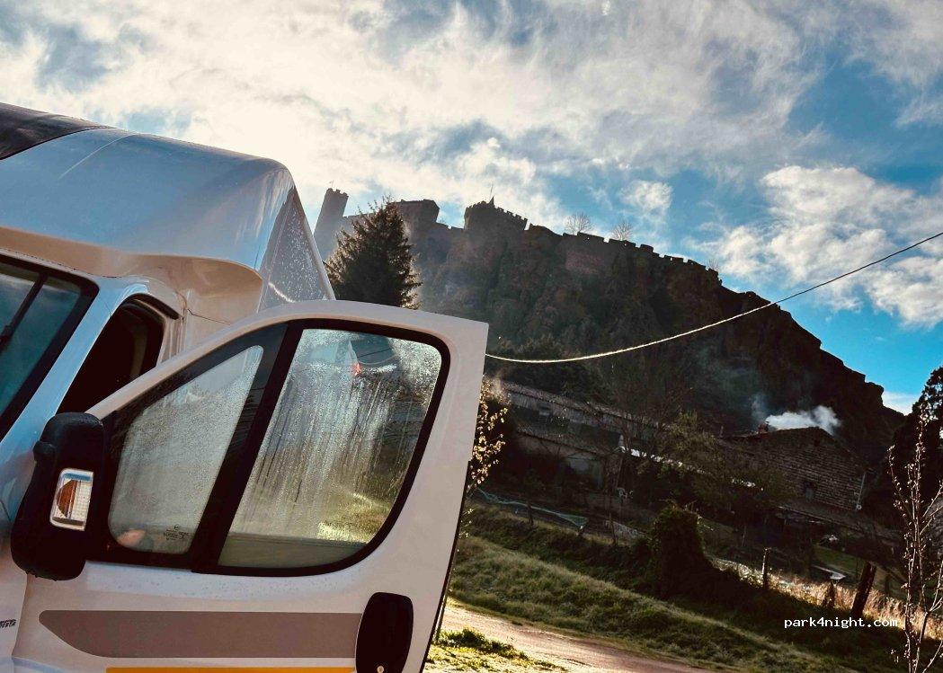 Aire de camping-car Polignac - Foto 3