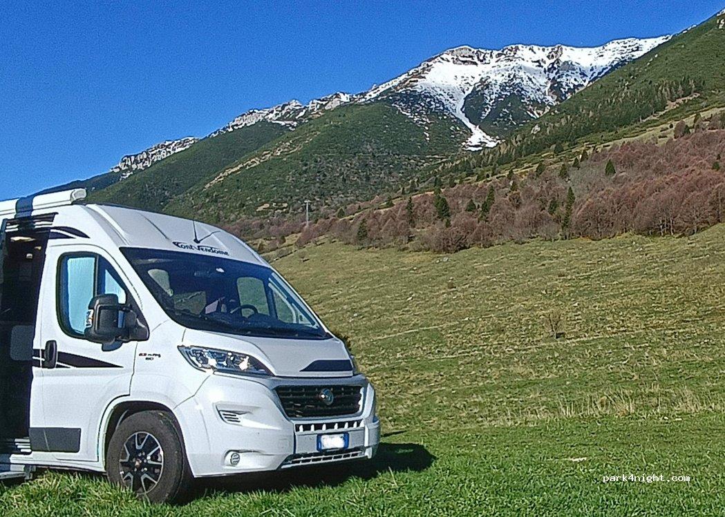 Area Sosta Camper 37020 Ferrara di Monte Baldo VR - Foto 7