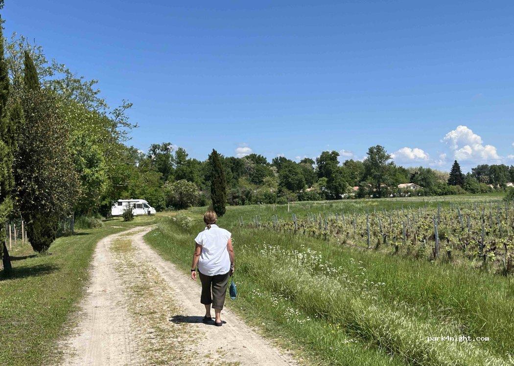 Aire de stationnement du Château Saint Ahon - Foto 7