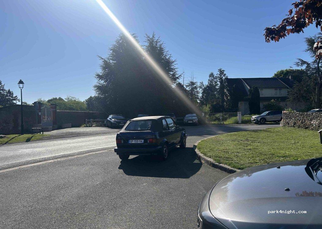 Aire de camping car SAINT GONDON - Foto 2