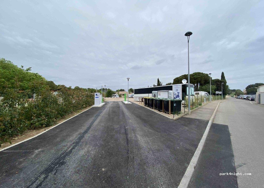 Aire de camping-car Villeneuve-lès-Béziers - Foto 3