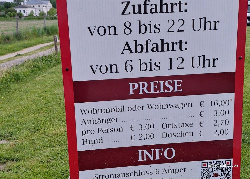 Wohnmobil- und Wohnwagenstellplatz Roseggerhof