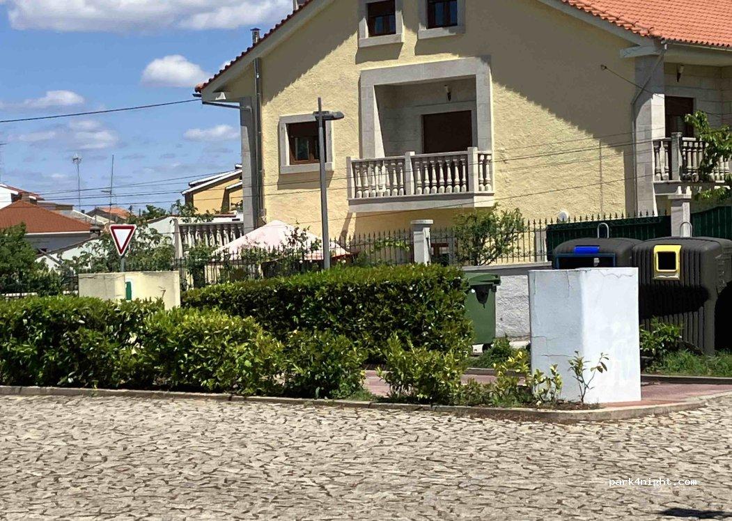 Área de Autocaravanas de Bragança - Foto 2