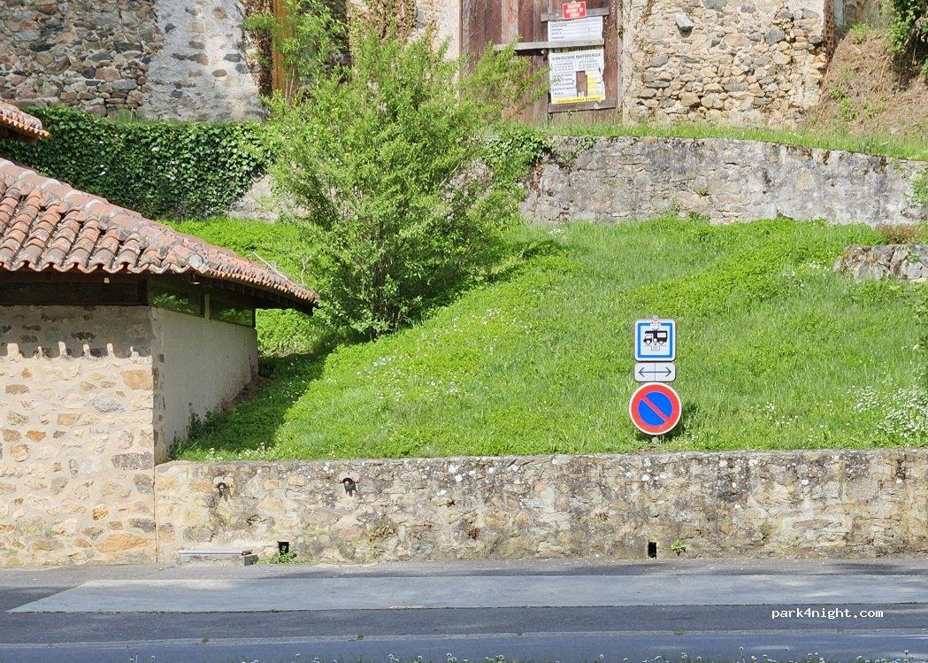 Aire camping-car Bellac - Foto 6