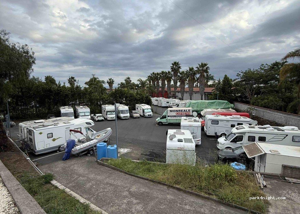 Area Sosta Camper Messina - Foto 3