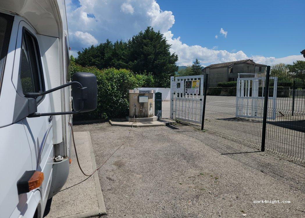 Aire pour Camping-cars - Foto 3