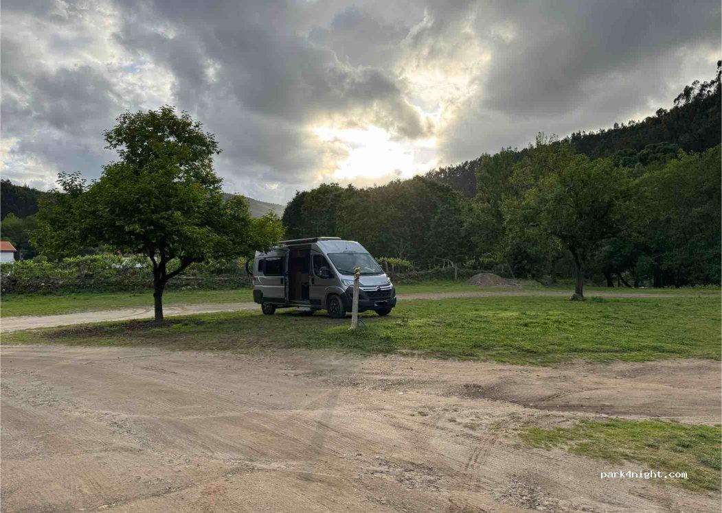 Parque De Pernoita De Autocaravanas - Foto 4