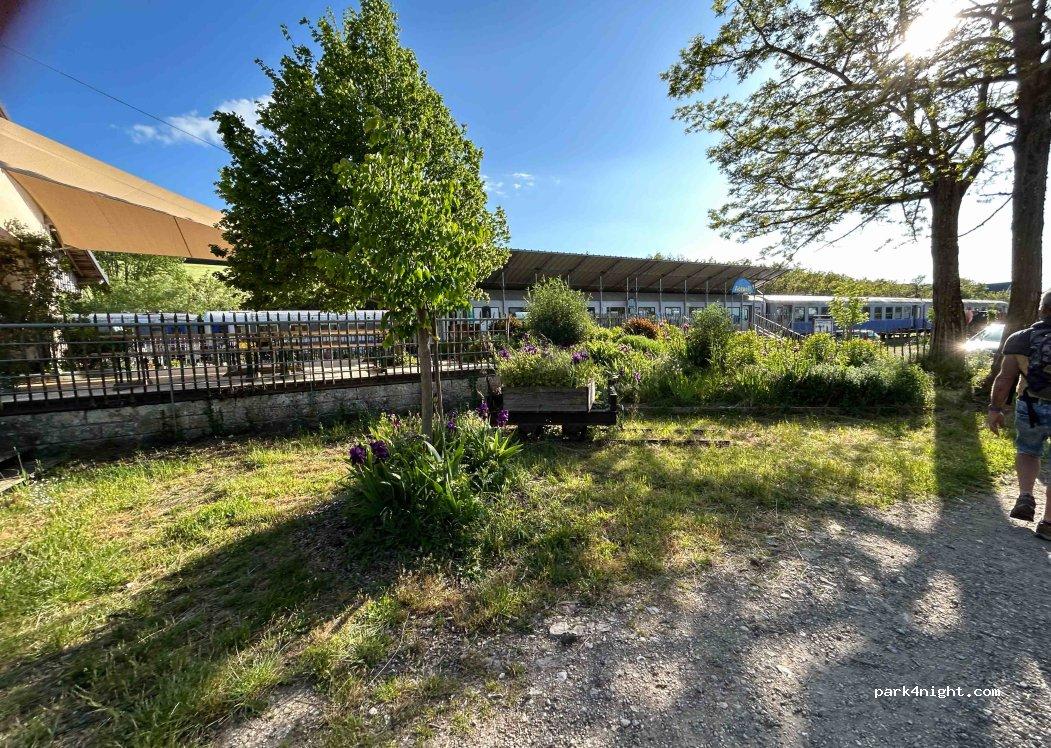 Aire de Camping Car de Sainte Eulalie de Cernon - Foto 6