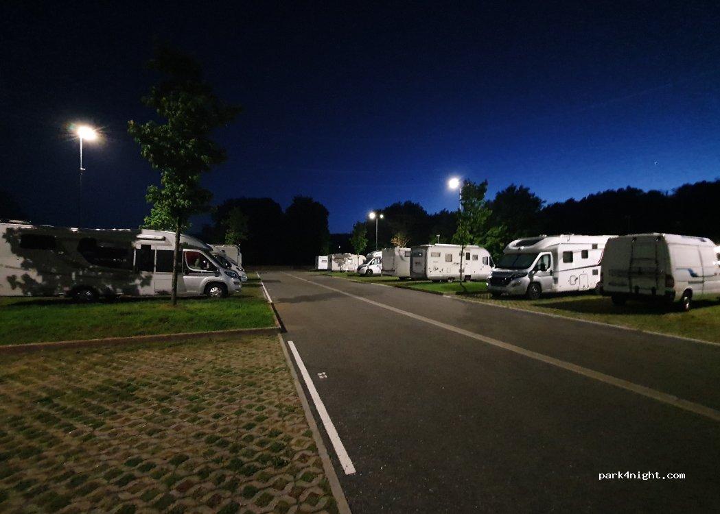 Área autocaravanas Baralla