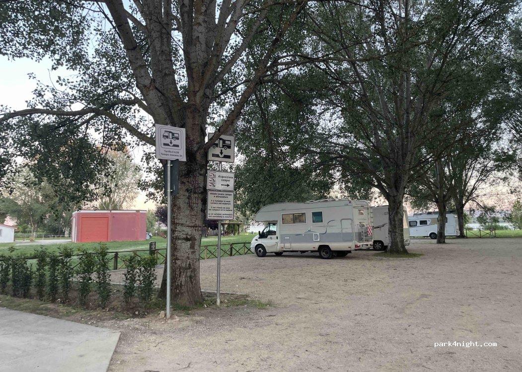 Camper Parking - Castiglione al lago - Foto 7