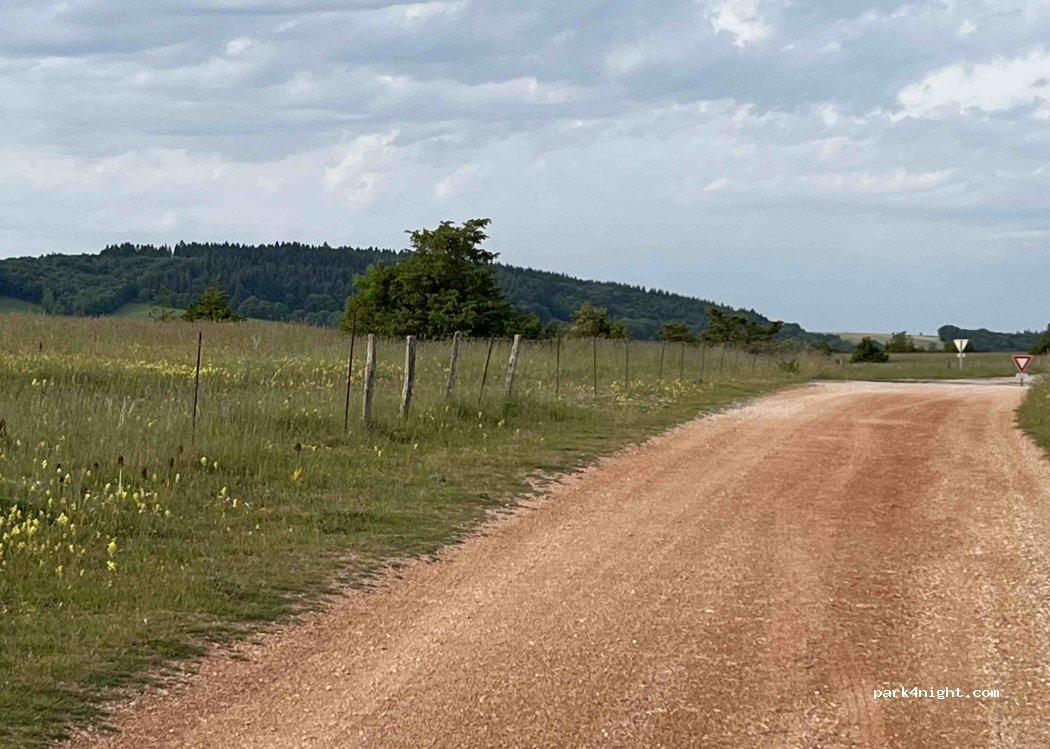 Aire de Camping Car de Sainte Eulalie de Cernon - Foto 7