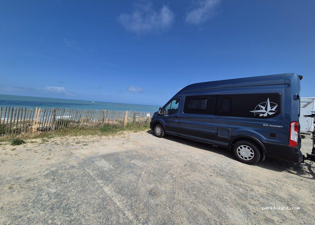 [AirePark] Aire de Camping Car Gouville sur mer - Foto 4