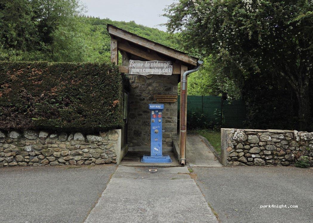 Aire communale de camping-car - Foto 4