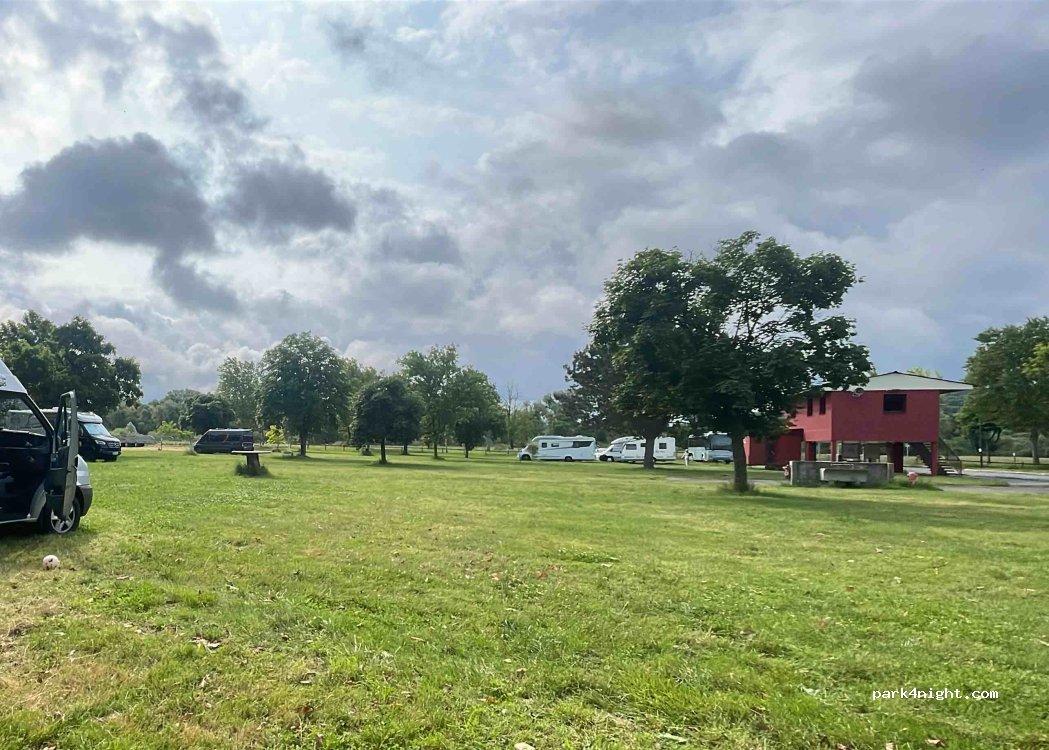 Aire d'Accueil de Camping-Car Le Grand Vanne - Foto 3