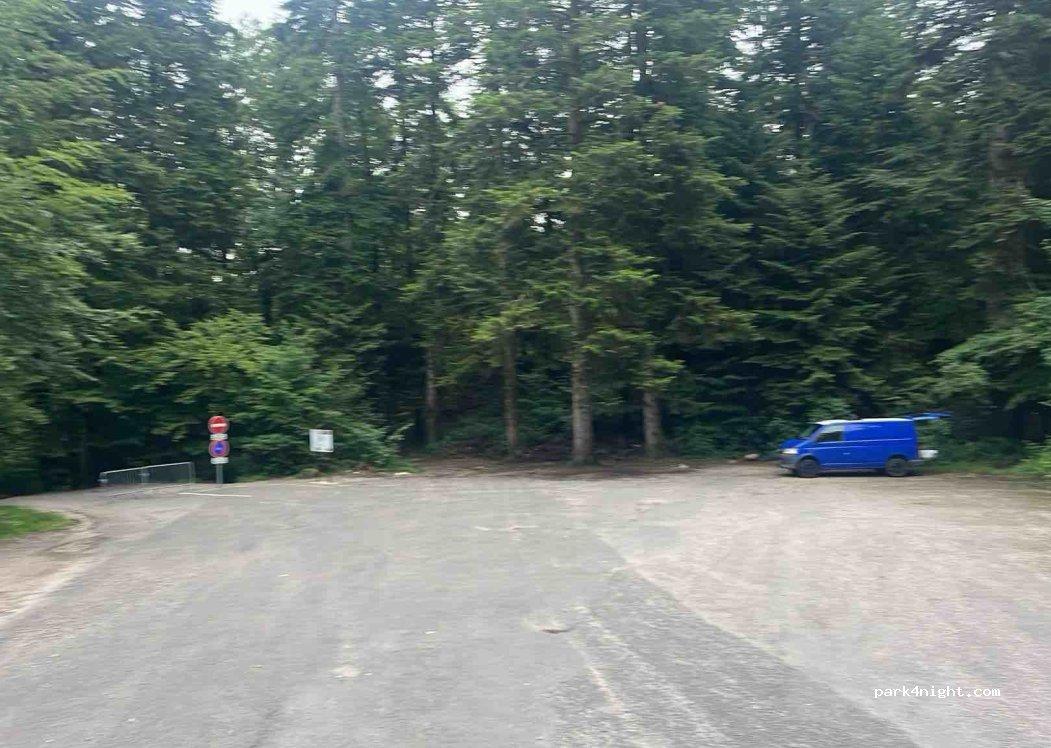 Parking Camping-car - Cascade du Hérisson - Foto 2