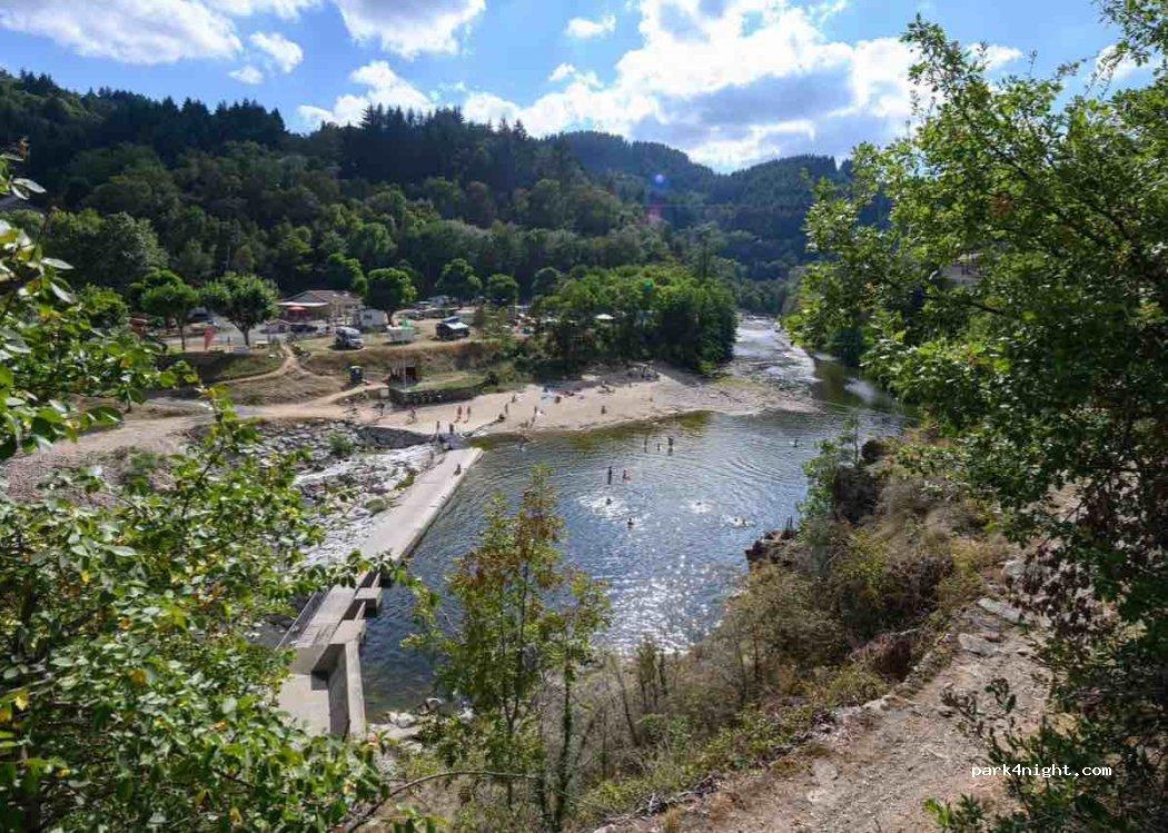 Les Berges de l'Eyrieux