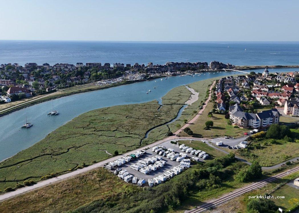 Area Sosta Gratuita Camper Service - Foto 6