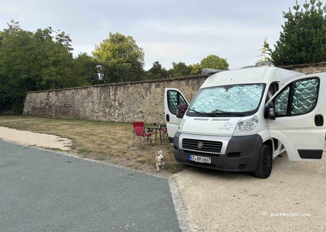 Motorhome parking 79230 Prahecq - Foto 5