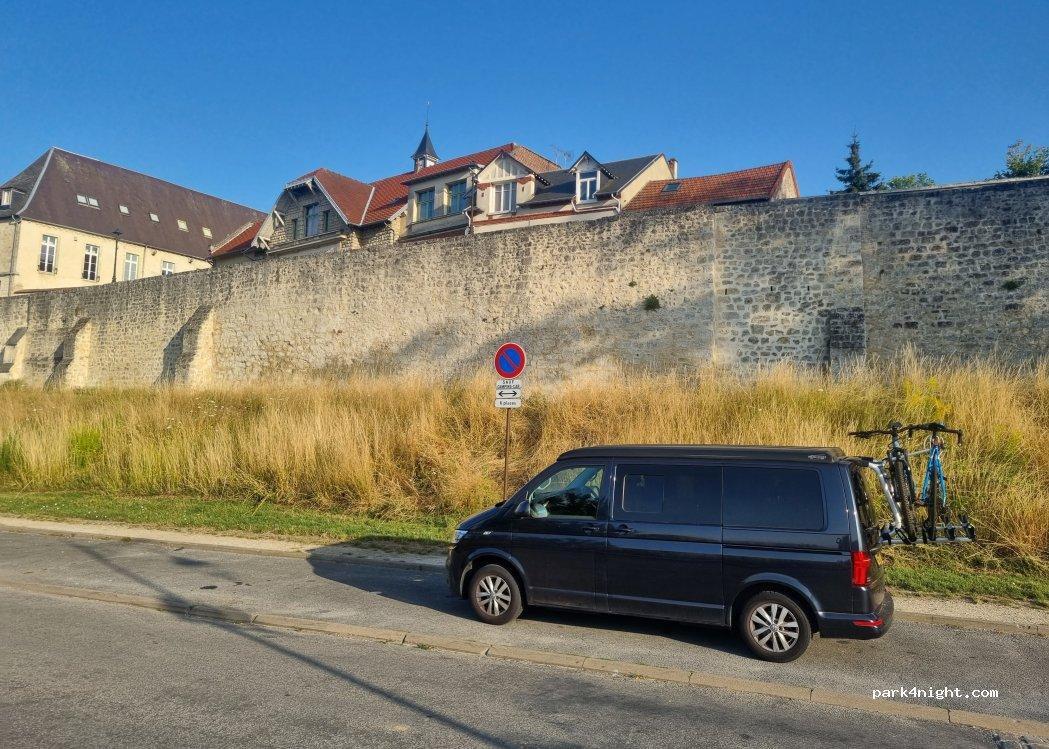 Parking Camping-Car - Promenade de la Couloire - Foto 5