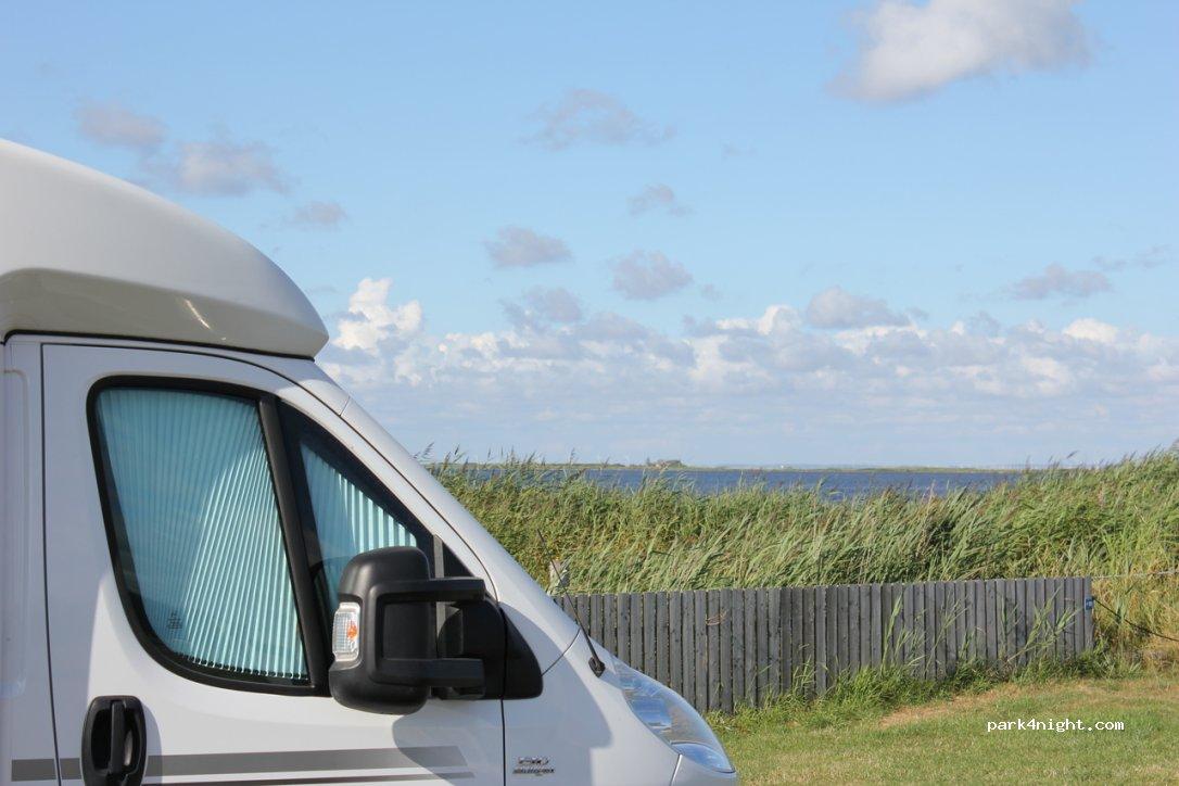 Autocamper plads Hvide Sande Havn