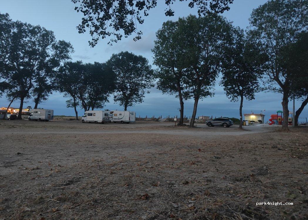 Area di sosta per camper 64026 Roseto degli Abruzzi TE - Foto 4