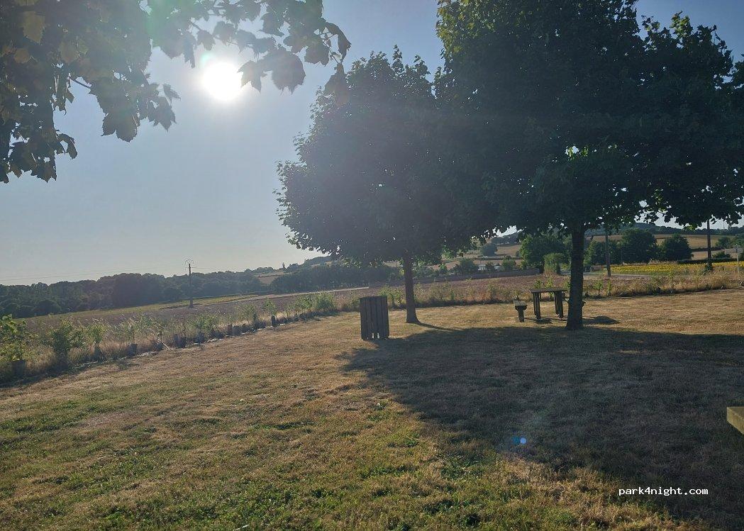 Humbligny Motorhome Aire - Foto 5