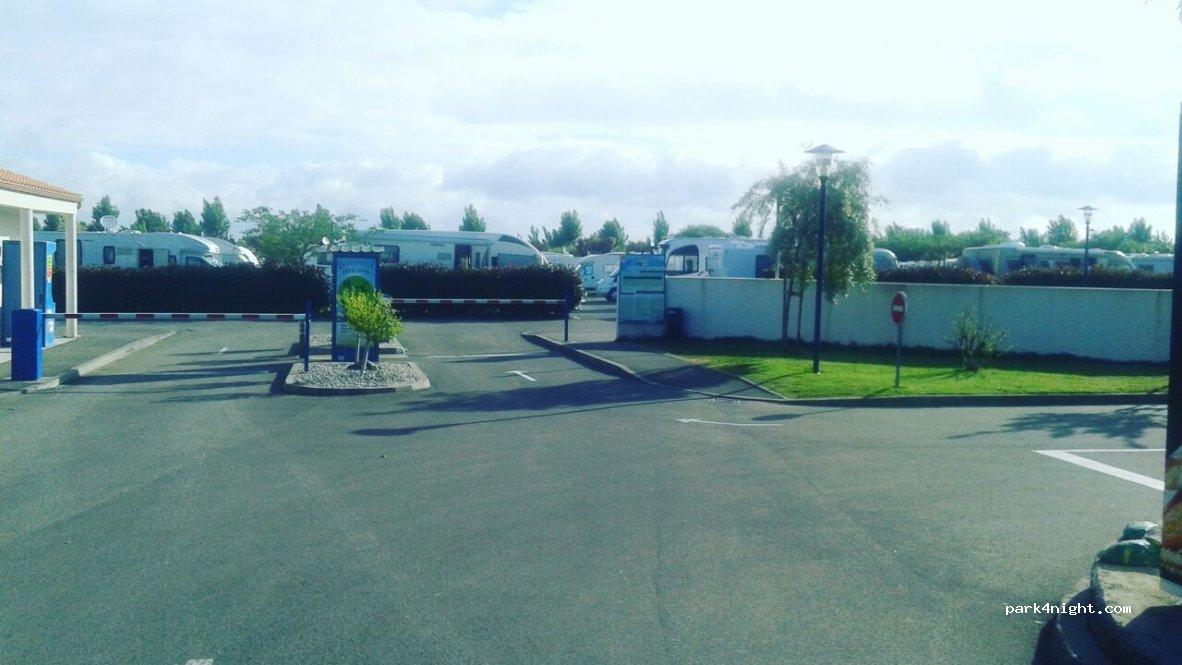 Aire Camping Car le Repos des Tortues - Foto 5