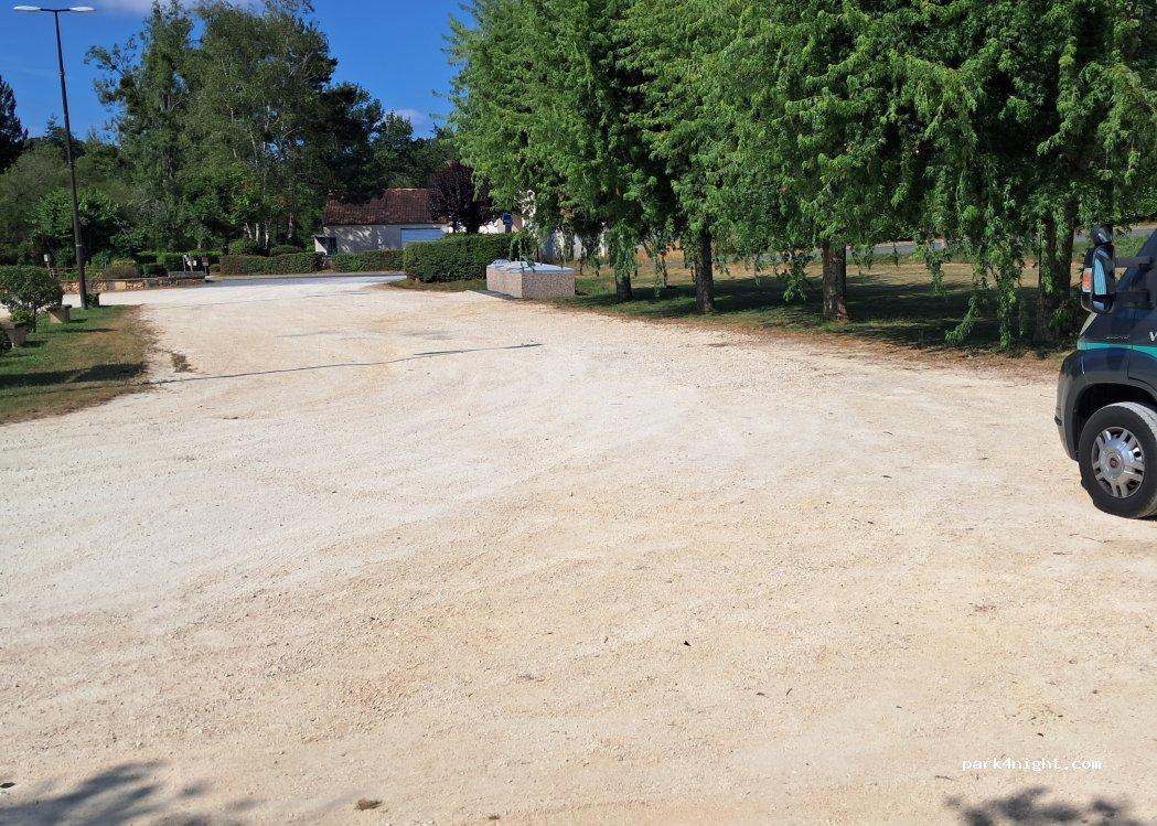 AREA CAMPER Queyssac - Foto 2