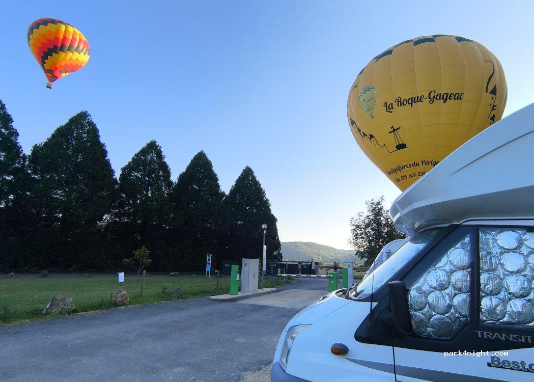 Aire de Camping Cra Park VEZAC - Foto 3